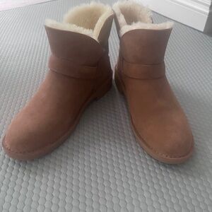 Women’s Ugg Boots- Size 10
